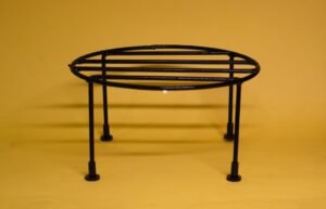 round planter stand